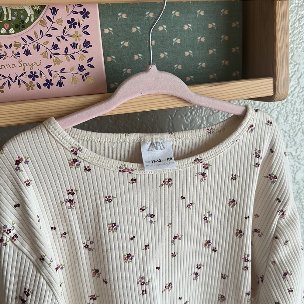 ZARA Floral Ribbed Top - Picture 2 of 3